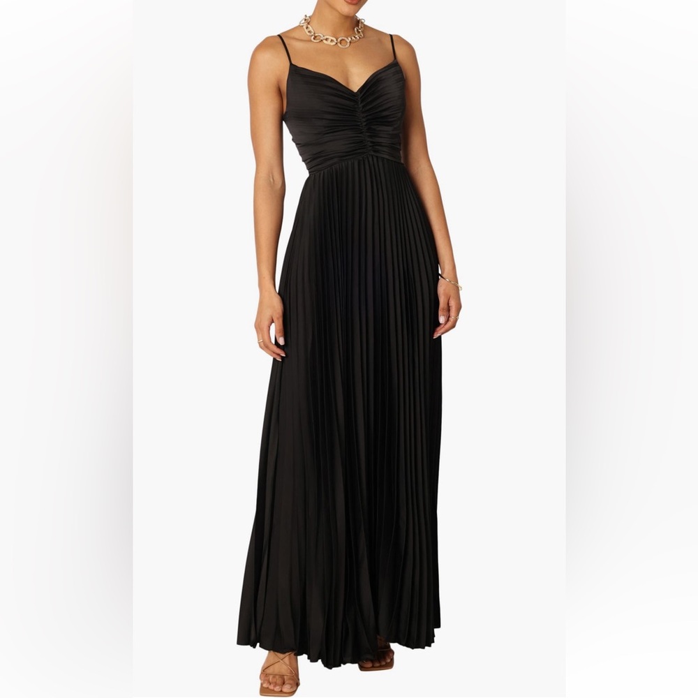 Petal & Pup Black Pleated Spaghetti Strap Maxi Dress